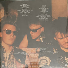Load image into Gallery viewer, TT Task - Suicide, War, The Singles &amp; More  (12´´ LP Svart Vinyl)
