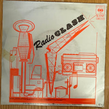 Ladda upp bild till gallerivisning, The Clash – Radio Clash (7” vinyl)
