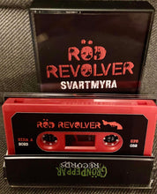 Ladda upp bild till gallerivisning, Röd Revolver - Svartmyra (Kassettband)
