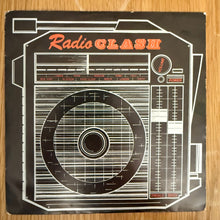 Ladda upp bild till gallerivisning, The Clash – Radio Clash (7” vinyl)
