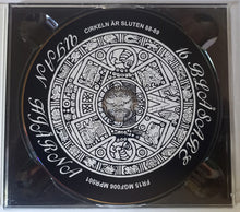 Load image into Gallery viewer, 16 Blåsare Utan Hjärna - Cirkeln Är Sluten 88-89 (CD Compilation)
